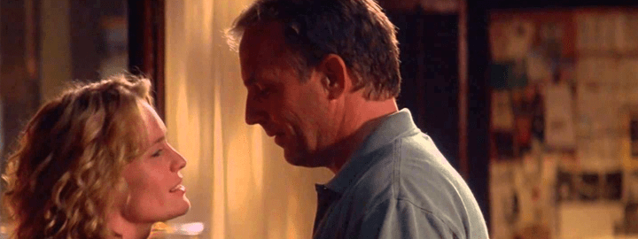 sparks_0000_01messageinabottle